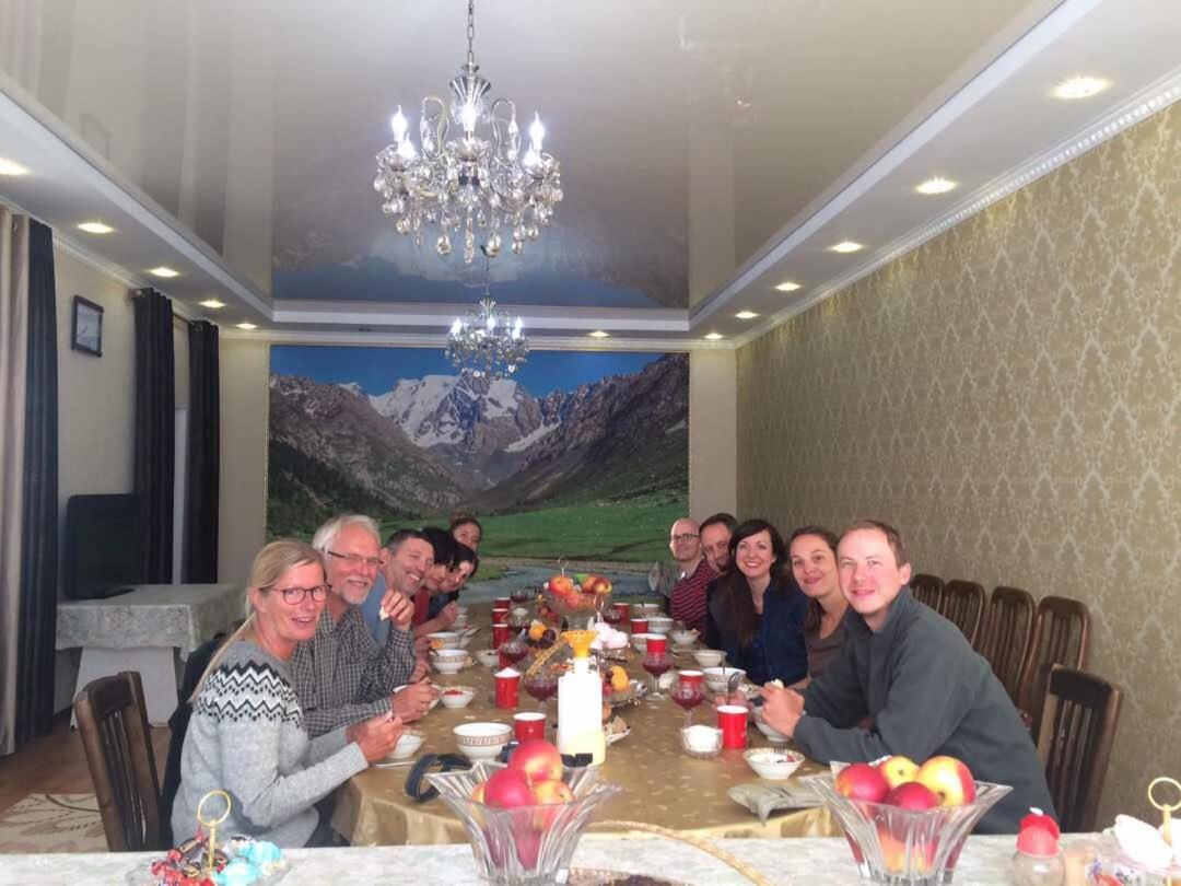 Guest House Mira Kochkor Εξωτερικό φωτογραφία